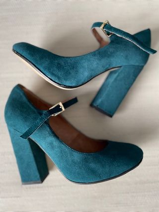 Zapato Mary Jane tacón alto de ante Clarks azul