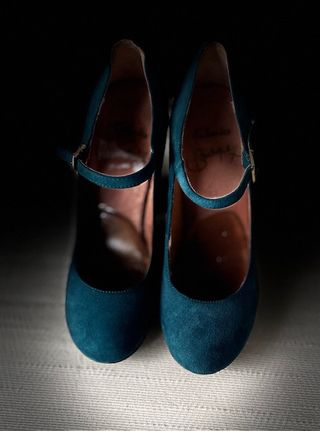 Zapato Mary Jane tacón alto de ante Clarks azul