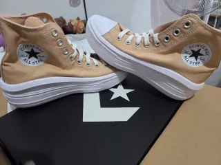 Converse chuck Taylor all star move platform