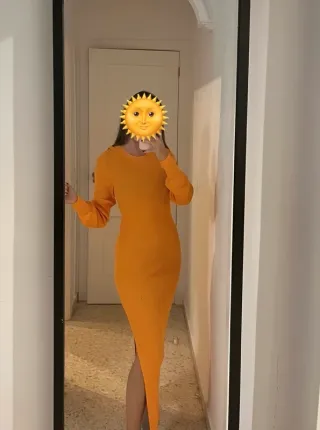 Vestido naranja Zara manga larga. S