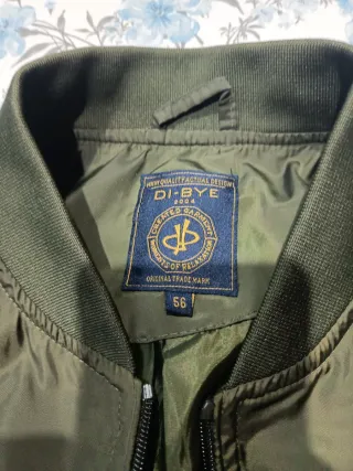 Cazadora verde bomber