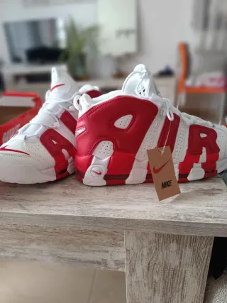 Nike Air More Uptempo '96 Premium Blanco y Rojo