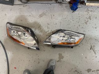 Faros Delanteros Ford Kuga 2012