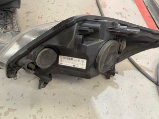 Faros Delanteros Ford Kuga 2012
