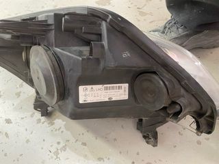 Faros Delanteros Ford Kuga 2012