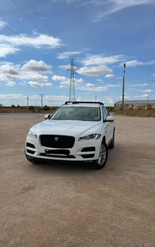 Jaguar F-Pace 2017