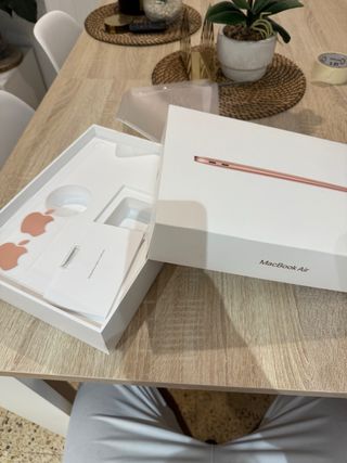 MacBook Air Nuevo Color Oro Rosa