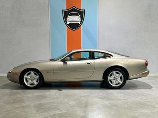 Jaguar XK8 4.0 V8