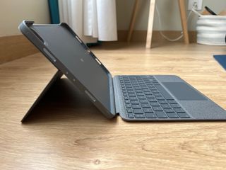 Funda Teclado Logitech iPad Pro