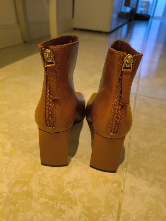 Botín piel Mango T.39 Camel