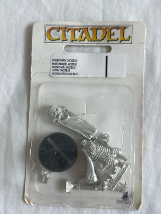 Miniatura Citadel Missionary Jacobus sellada