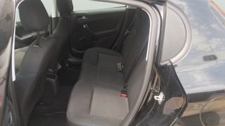 Peugeot 208 PureTech Signature 60 kW (82 CV)