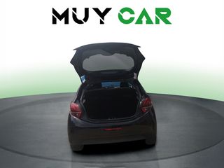 Peugeot 208 PureTech Signature 60 kW (82 CV)