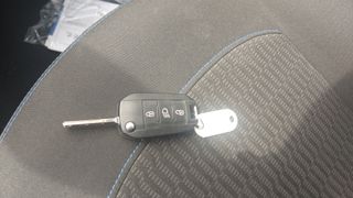Peugeot 208 PureTech Signature 60 kW (82 CV)