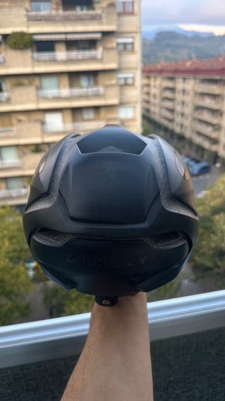 Casco Oakley Aero Negro
Talla S