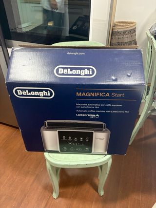 Cafetera DeLonghi Magnifica Start