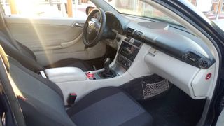 Mercedes-Benz Clase C 2006