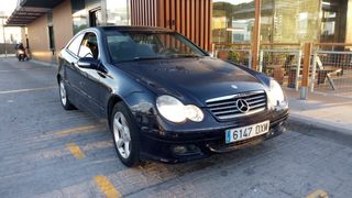 Mercedes-Benz Clase C 2006