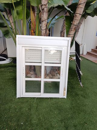 Ventana corredera aluminio con persianay rejas 