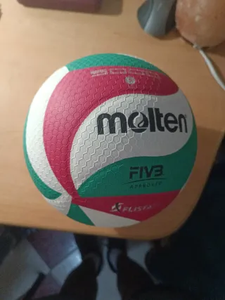 Balón Voley Molten FIVB Talla 5. 