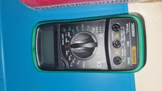 Multímetro Digital 