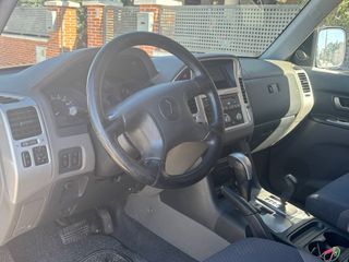 Mitsubishi Montero 2006