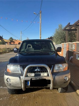 Mitsubishi Montero 2006