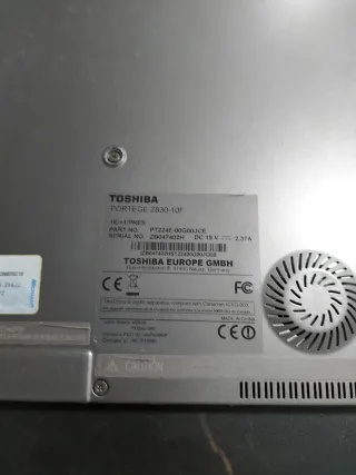 Portátil Toshiba Portege Z830-10F.  i5.Windows 11p
