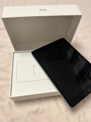 MacBook Air 13” y iPad 9.7”