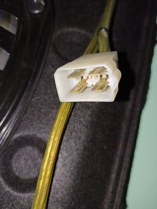 Bandeja y altavoces saxo