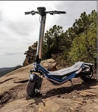 Patinete eléctrico todoterreno