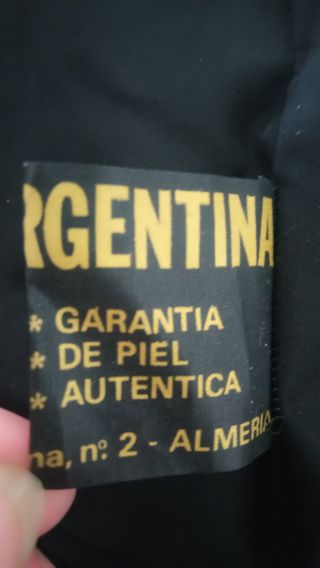 Abrigo de piel Karakul negro