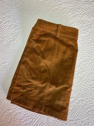 Falda de pana marrón Talla L