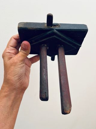 Graminho de carpinteiro em madeira