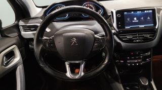 Peugeot 2008 PureTech 110 S&S Allure EAT6 81 kW (110 CV)