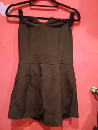 Mono falda pantalón sin tirantes negro