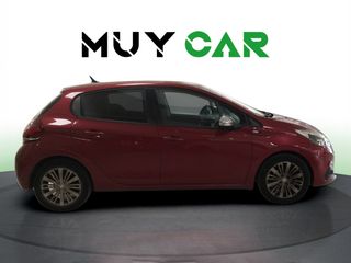 Peugeot 208 PureTech 82 Style 60 kW (82 CV)