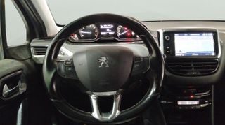 Peugeot 208 PureTech 110 S&S Tech Edition 81 kW (110 CV)