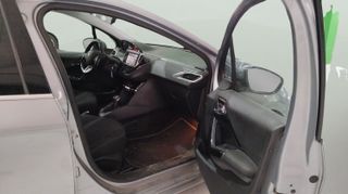 Peugeot 208 PureTech 110 S&S Tech Edition 81 kW (110 CV)