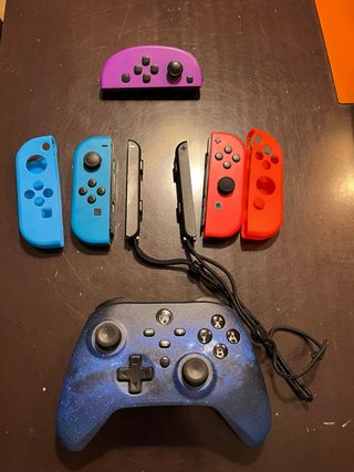 Nintendo Switch + Accesorios + Tarjeta Memoria