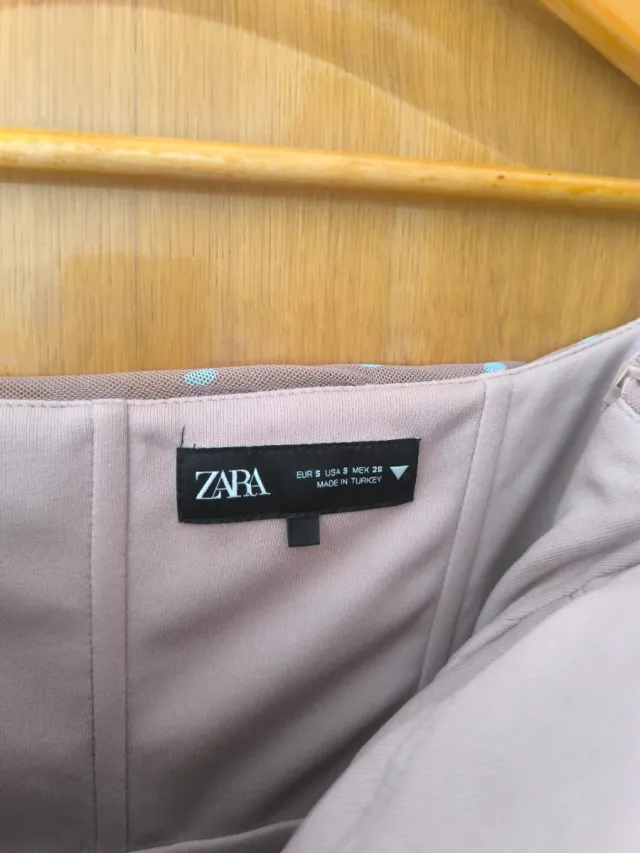 Vestido Zara Beige, salmón,Lunares