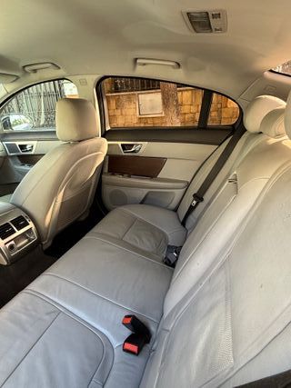 Jaguar XF 2.2 D Luxury 200 CV Automático 
