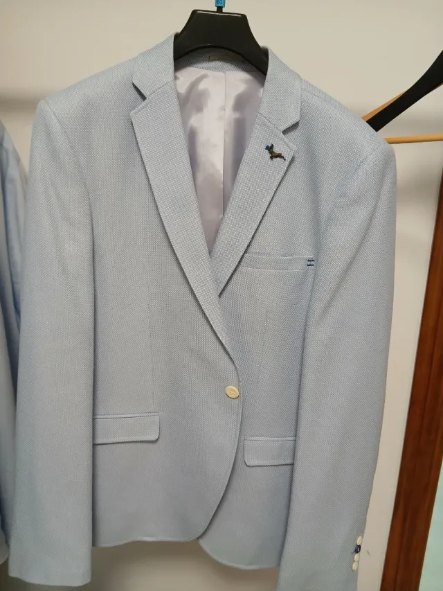 AMERICANA CUSTI MIKELO