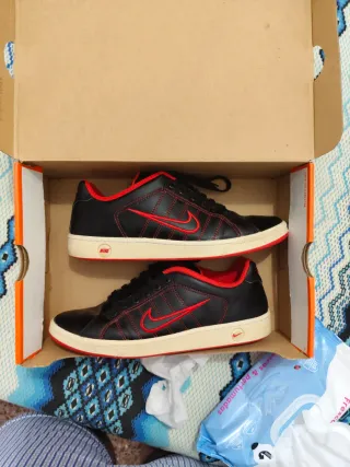 Zapatillas Nike Court Tenis Negras Rojas