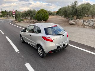 Mazda 2 1.3i *PEGATINA C* 2008