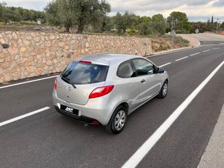 Mazda 2 1.3i *PEGATINA C* 2008