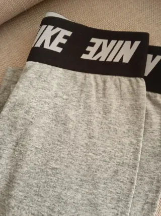 Leggings Nike Mujer Grises
