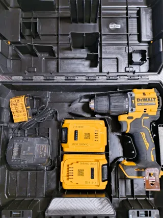 Taladro Atornillador Dewalt 18V XR Brushless
