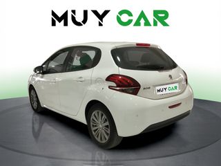 Peugeot 208 1.2 PureTech Signature EAT6 81 kW (110 CV)