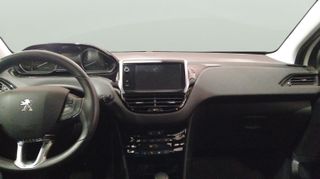 Peugeot 208 1.2 PureTech Signature EAT6 81 kW (110 CV)